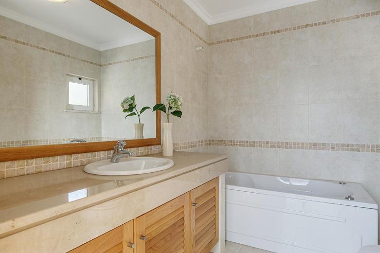 Holiday home Alto Da Marina By Popular Villas *